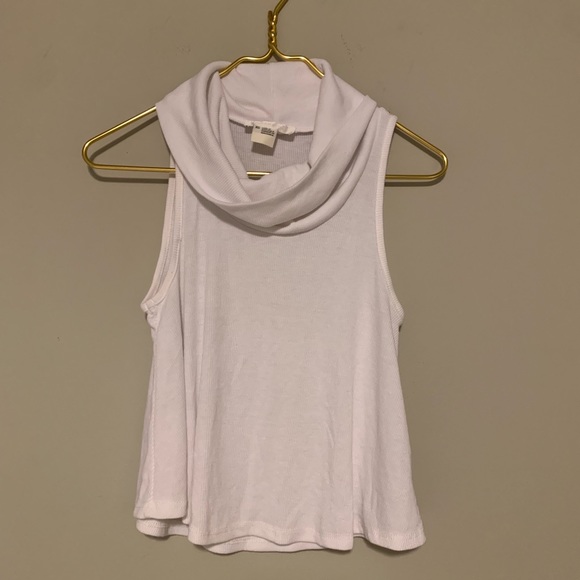 White Turtleneck Tank Top - Picture 5 of 7